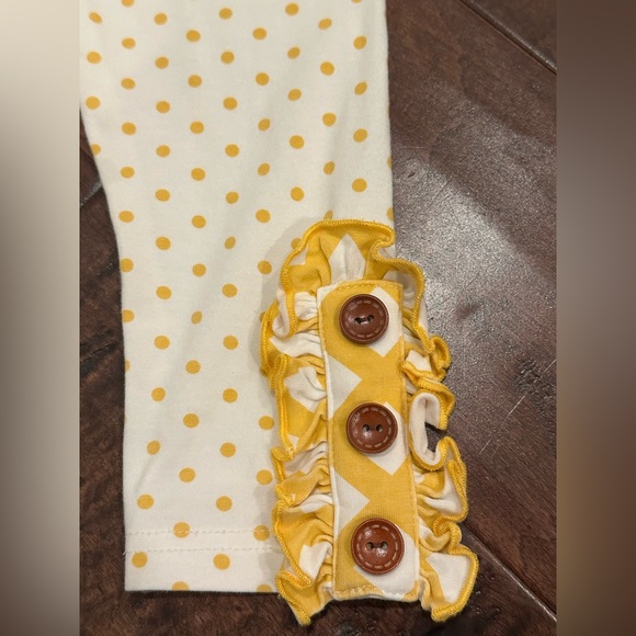 Swoon Baby 12M Baby Yellow Polka Dot Legging Pants Ruffle Button Bottom Detail - Picture 4 of 8